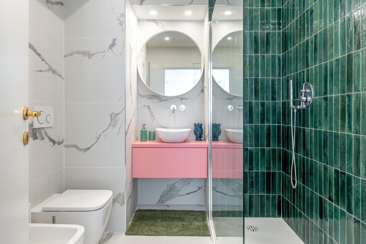 Stylish Apartment - Casa Leone - Center Trieste Bagian luar foto